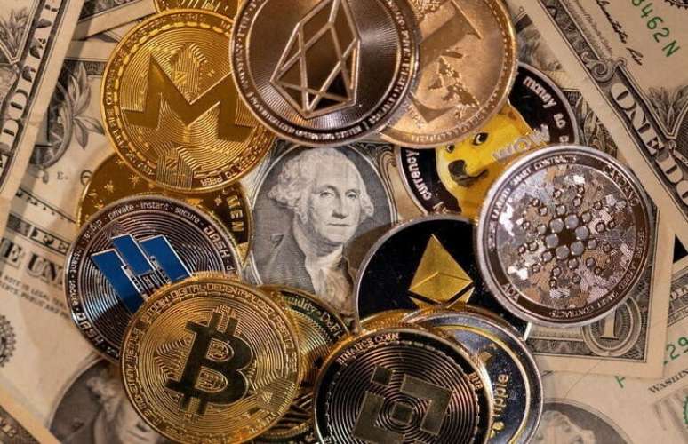 Stablecoins têm futuro incerto após crise das criptomoedas
28/11/2021
 REUTERS/Dado Ruvic