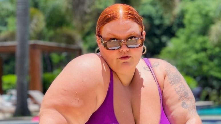 Influenciadora Thais Carla faz revelação sobre suas intimidades: 'Odeio ficar de roupa'