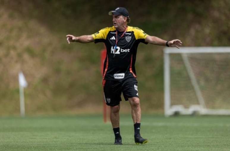 Pedro Souza / Atlético - Legenda: Técnico Cuca tem duas baixas para confronto contra o Santos