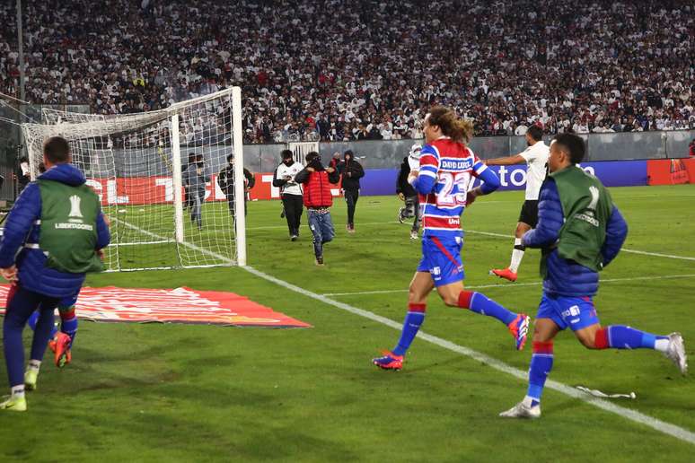Invasão dos torcedores do Colo-Colo –