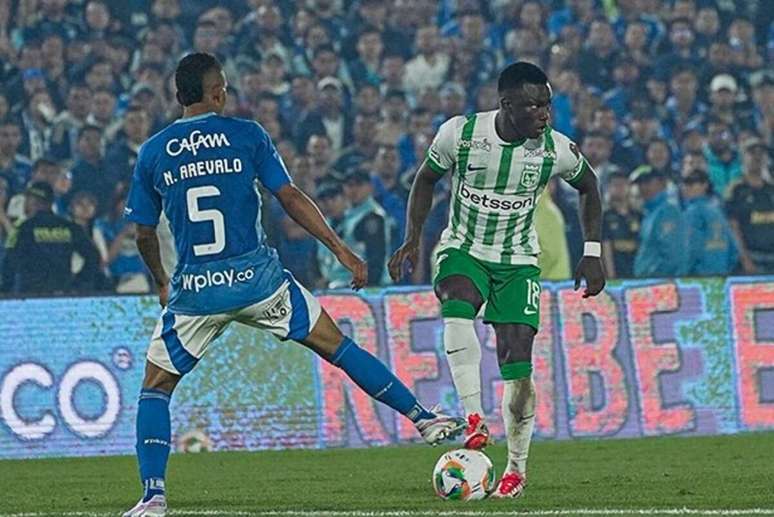 Marino Hinestroza em ação pelo Atlético Nacional –