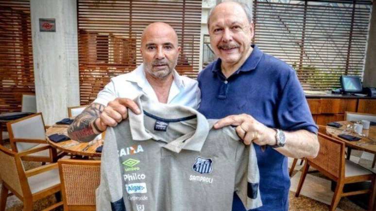 Sampaoli e Peres tiveram problemas após término de relação com o Santos em 2019.