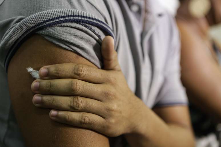Ministério da Saúde pede incorporação da primeira vacina contra chikungunya ao SUS