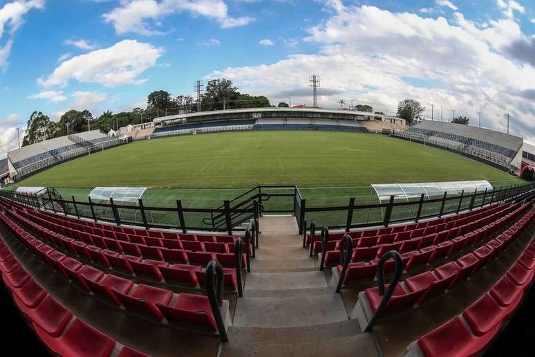 Estádio Cícero de Souza Marques, em Bragança Paulista –