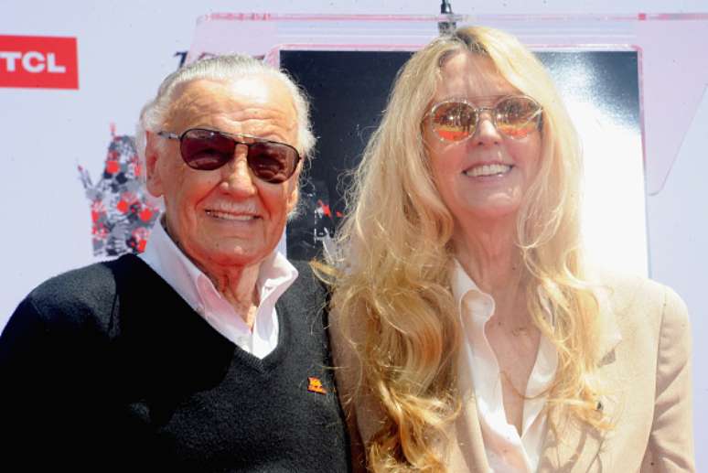 Stan Lee ao lado da filha J.C. Lee |