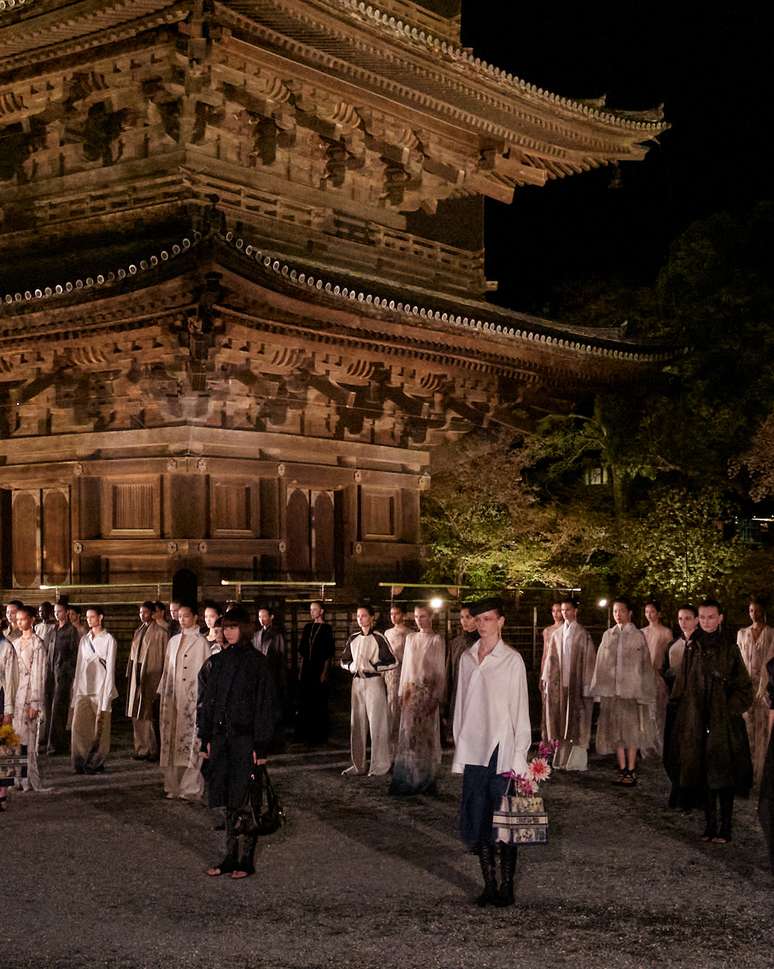 Final do desfile da Dior em Kyoto 