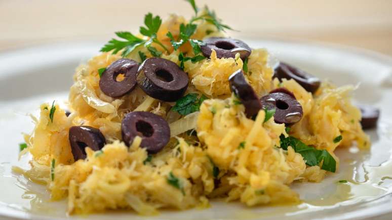Bacalhau com batata – Foto: Shutterstock