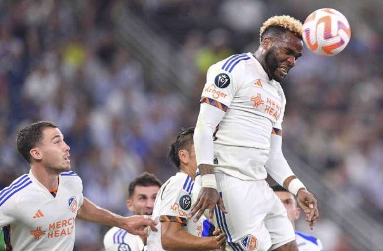 Aaro Boupendza, nos tempos de FC Cincinnati, em duelo contra o Inter Miami –