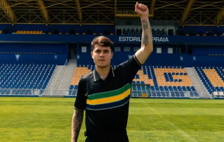 Estoril Praia apresenta uniforme em homenagem a Senna