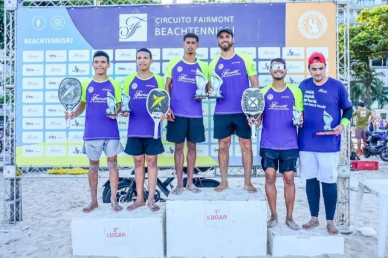 Pódio categoria B masculina 