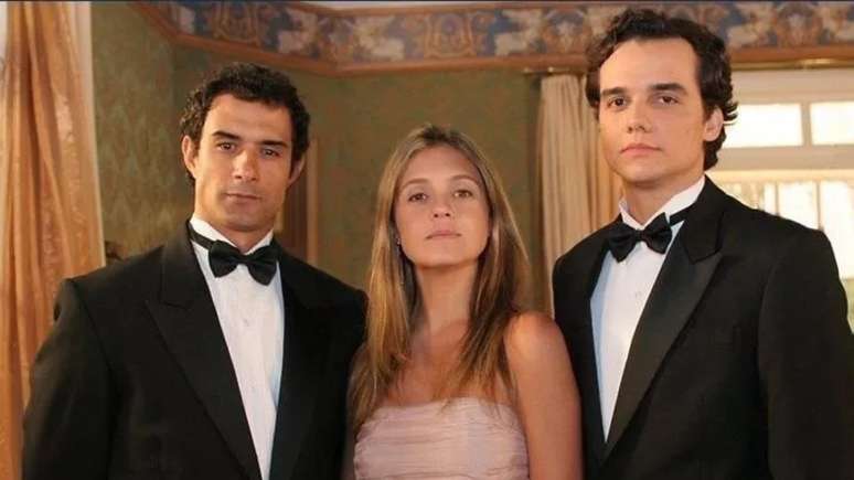 Marcos Pasquim, Adriana Esteves e Wagner Moura em A Lua Me Disse