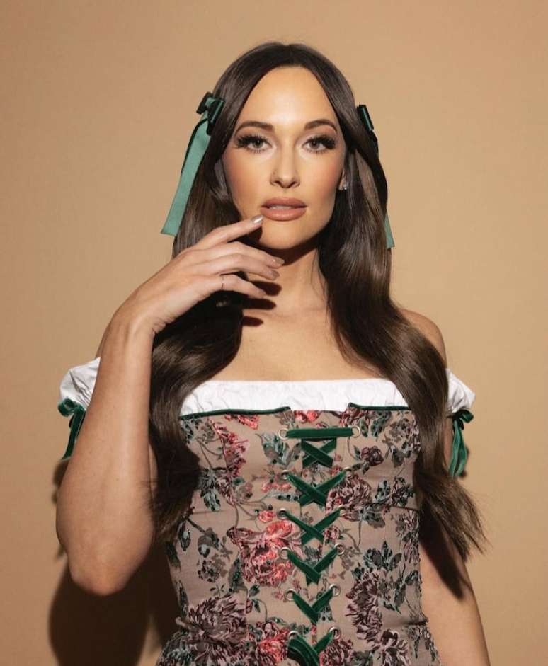 Kacey Musgraves se apresentará no último dia de Jaguariúna Rodeo Festival.