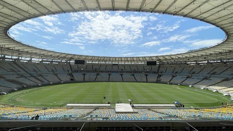 Estádio Jornalista Mário Filho, o Maracanã. 