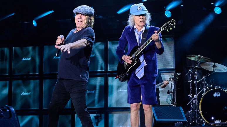 Brian Johnson e Angus Young, do AC/DC, em show nos Estados Unidos -