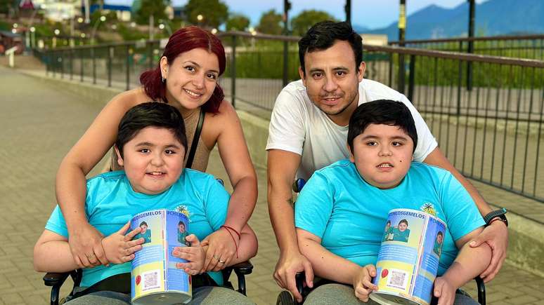 Os gêmeos Vicente e Lucas foram diagnosticados com distrofia muscular de Duchenne