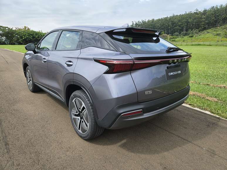 Omoda E5