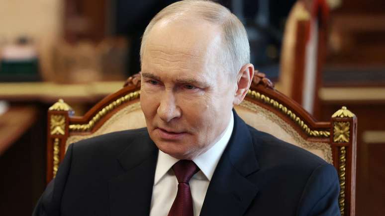 Vladimir Putin anunciou trégua de Páscoa e disse esperar que Ucrânia siga o exemplo