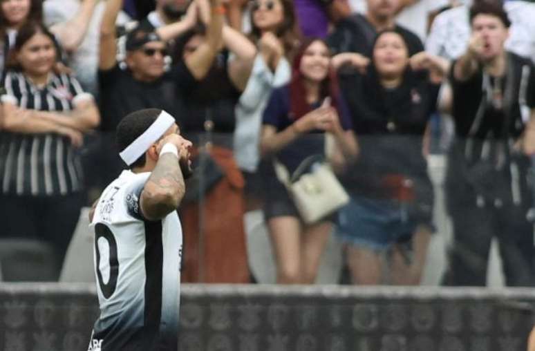 Camisa 10 chama responsabilidade em vitória sobre o Sport –