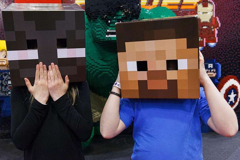 Minecraft é o jogo de computador mais vendido do mundo e atrai pessoas de diversas idades