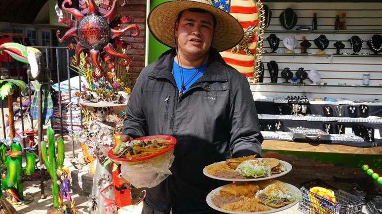 After the dental treatment, the Americans are brought to food squares to demonstrate typical Mexican foods