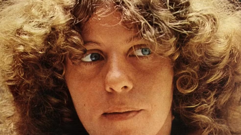Luto! Morre Maria Cristina Buarque de Holanda, irmã de Chico Buarque, aos 74 anos