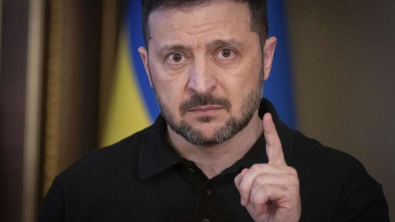 O presidente ucraniano, Volodymyr Zelensky, acusa Moscou de desrespeitar o cessar-fogo que o próprio líder russo propôs (imagem ilustrativa).