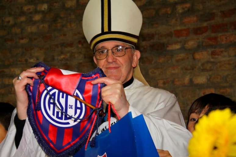 Papa Francisco nunca escondeu paixão pelo San Lorenzo em seu período como padre e, depois, no Vaticano.