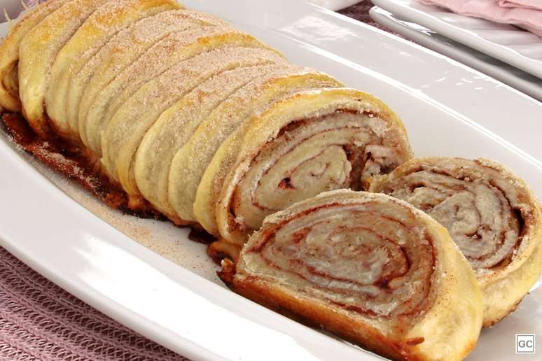 Pão folhado de açúcar e canela – Foto: Guia da Cozinha