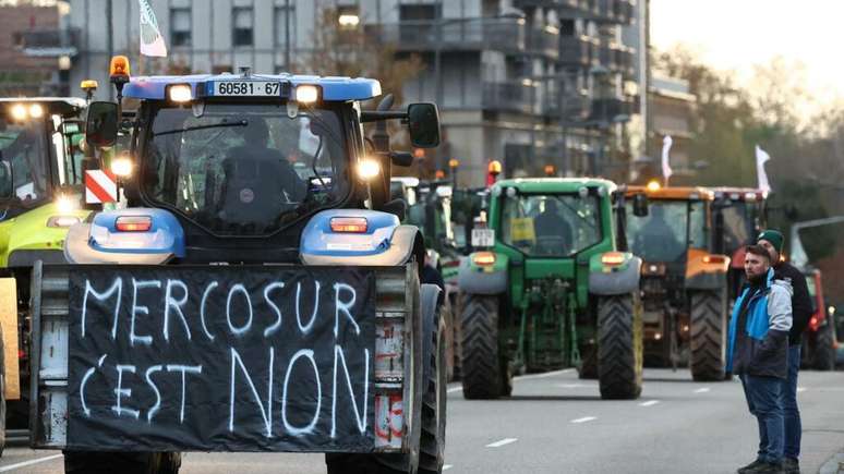 Acordo entre a UE e o Mercosul já provocou diversas ondas de protestos na França, a maior opositora ao acordo dentro do bloco europeu. (Foto de 18 de novembro de 2024)