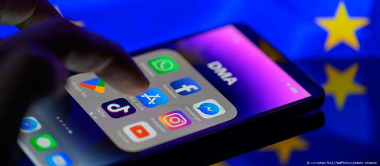 Decisão que afeta as duas empresas é a primeira sob a recente Lei dos Mercados Digitais