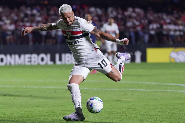 Luciano (São Paulo) durante jogo contra o Alianza Lima, no dia 10.04.2025
