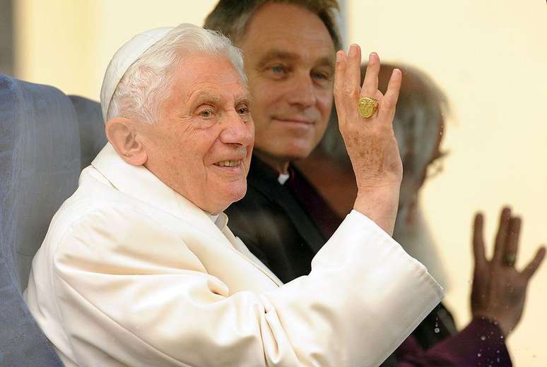 Papa Bento 16 tinha uma visão mais conservadora da Igreja