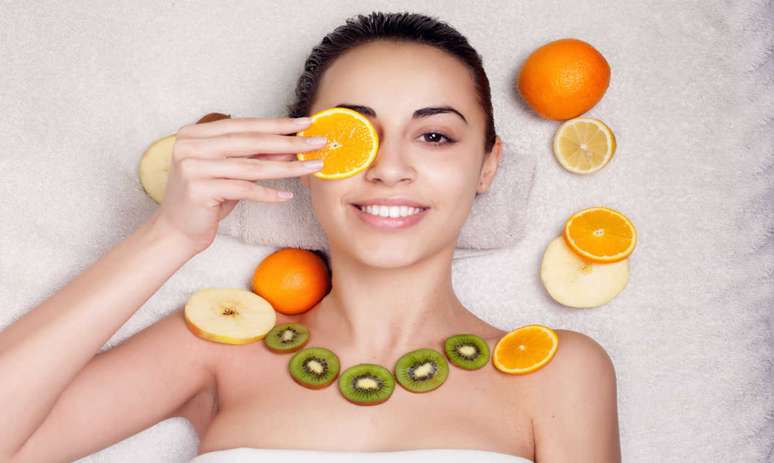 Beleza no prato: 7 alimentos que transformam o aspecto da pele