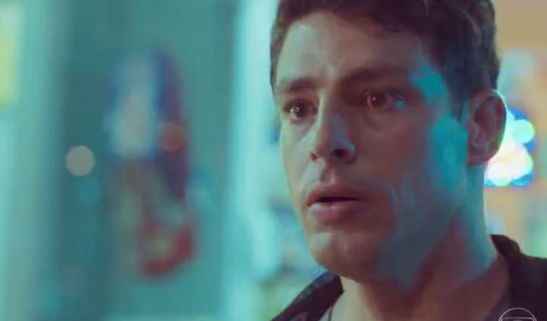 ‘Sexo tá na boca de todo mundo': muito antes de 'Vale Tudo', Cauã Reymond viveu polêmica por motivo inusitado - e que envolve uma senhora de 84 anos.