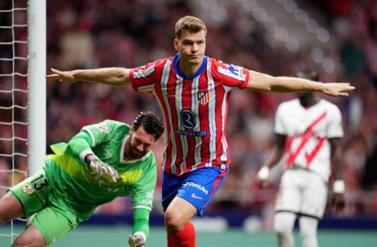 Aitor Alcalde/Getty Images - Legenda: Sorloth abriu o placar para o Atlético de Madrid