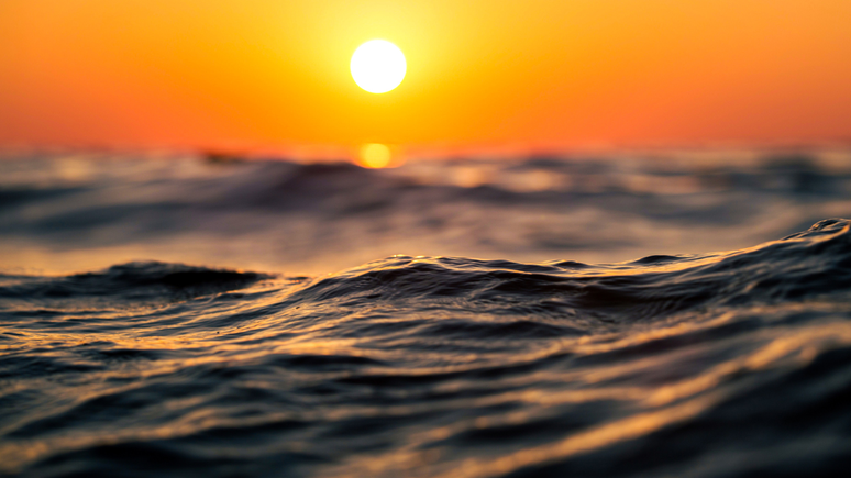 Levantamentos apontam que emitimos cerca de 40 bilhões de toneladas de gás carbônico todos os anos, e a maior parte se acumula nos oceanos