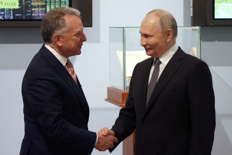 Witkoff se reúne com Putin em São Peterburugo 