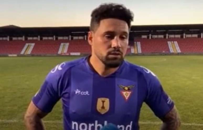 Reprodução de Vídeo - Legenda: Marco Pinto defendeu a seleção sub-20 de Portugal