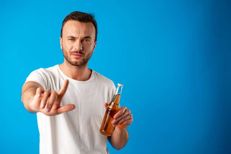 What happens to the body if you stop drinking alcohol for a month? What happens to the body if you stop drinking alcohol for a month?