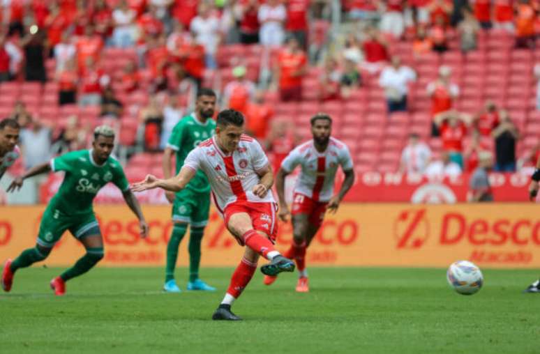 Estádio Beira-Rio passa por revitalização após danos causados pelas enchentes –