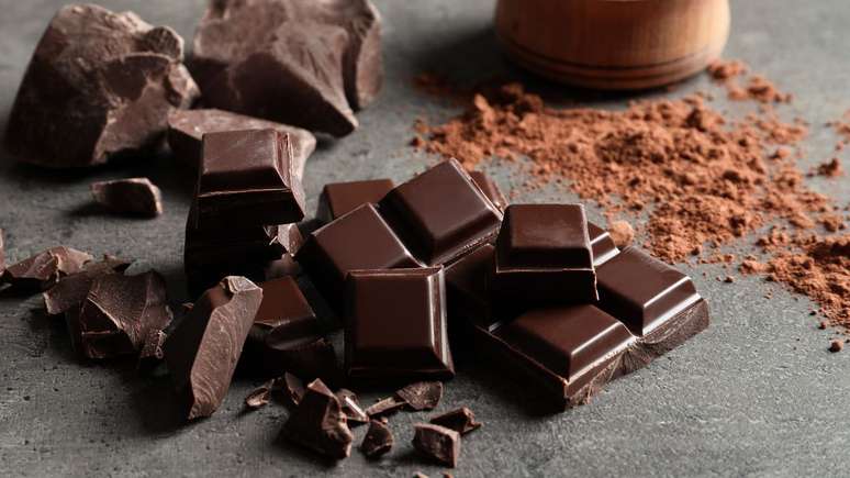 Veja como comer chocolate sem prejudicar a dieta