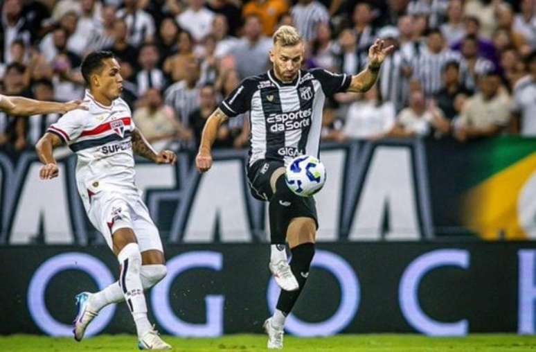 Stephan Eilert / Ceará SC - Legenda: São Paulo e Ceará pelo Campeonato Brasileiro