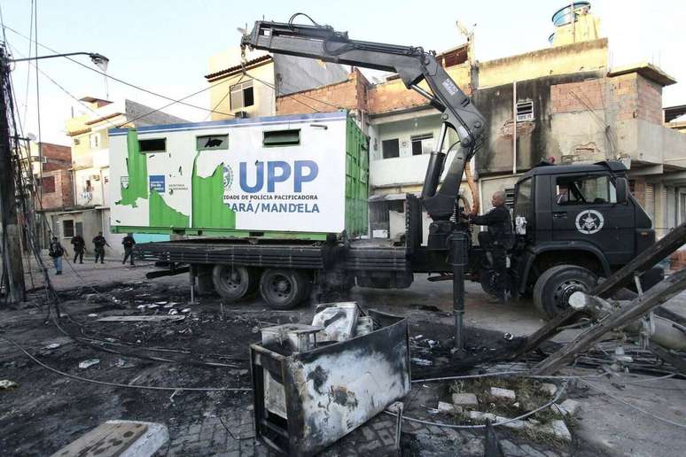 Unidade de Polícia Pacificadora (UPP), projeto para levar policiamento humanizado para dentro das favelas, deu errado no Rio de Janeiro.