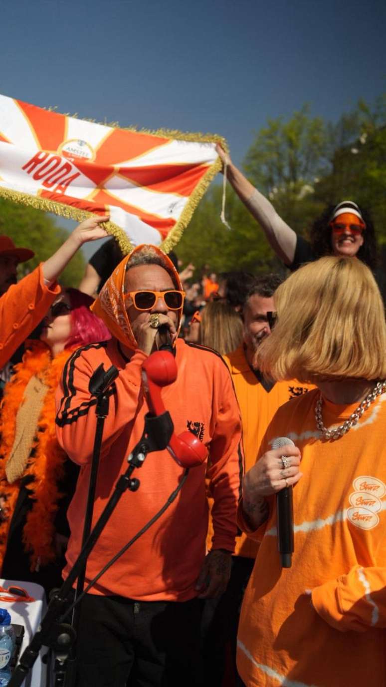 D2 quebrou tudo durante apresentação no King's Day