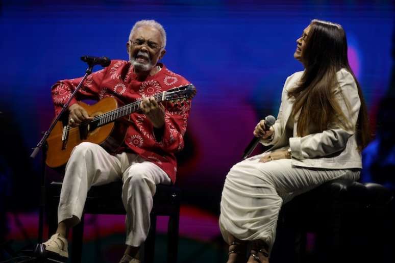 Preta Gil faz participação especial no show de Gilberto Gil, durante a última passagem do cantor em São Paulo com a turnê de despedida ‘Tempo Rei’