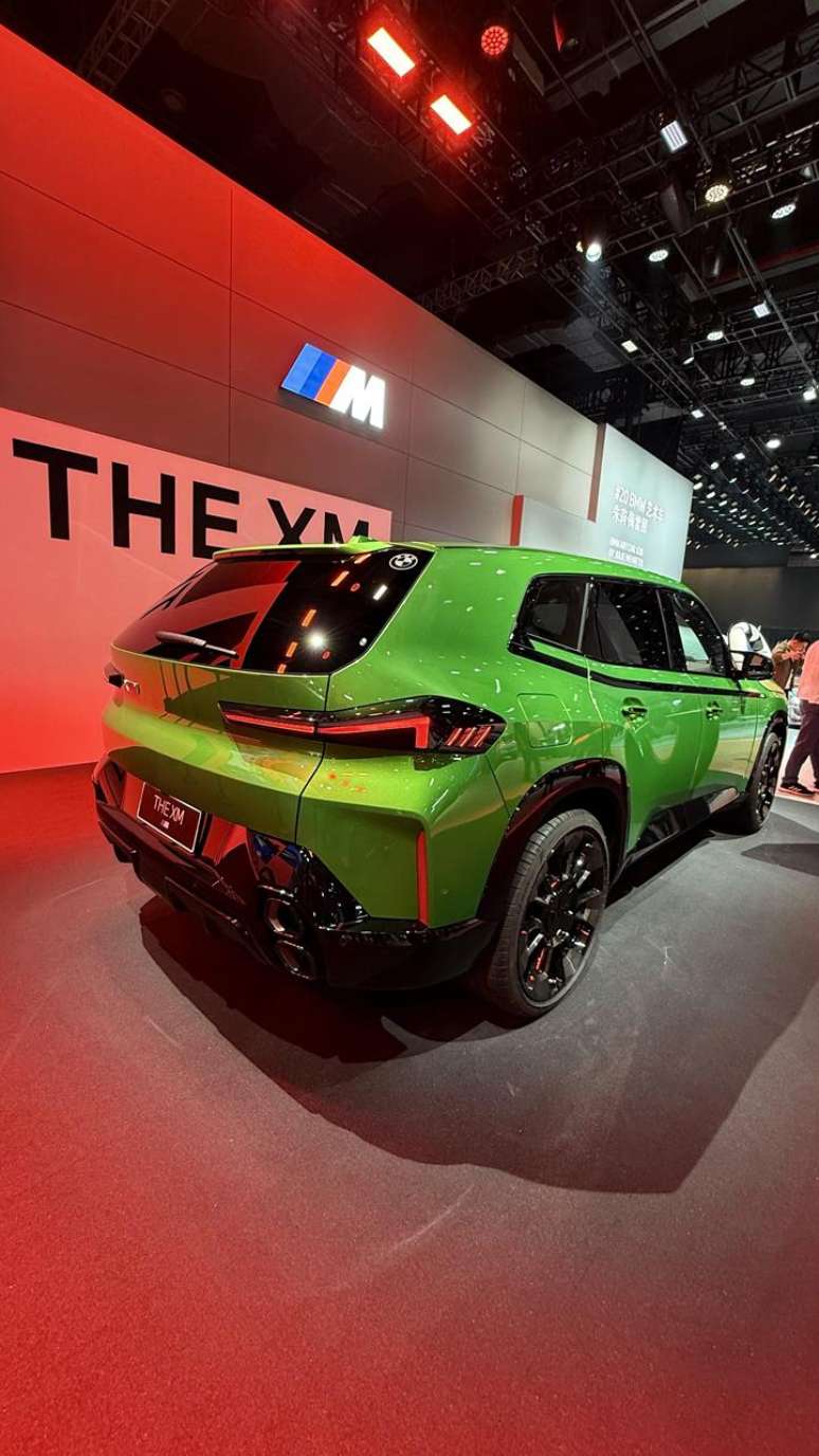 BMW XM