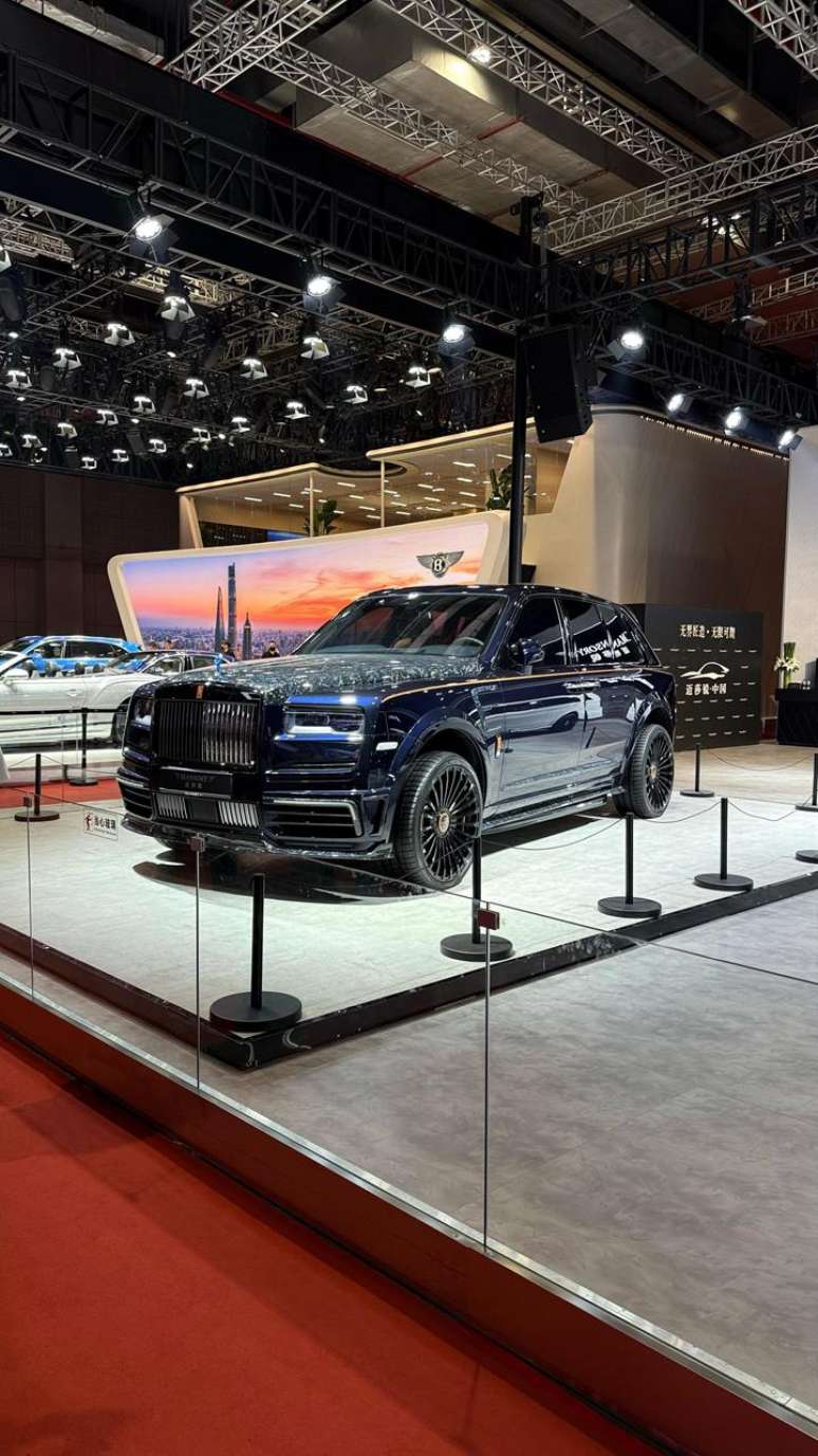 Rolls-Royce Cullinan by Mansory