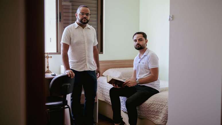 Os dois seminaristas são colegas na mesma instituição em Belo Horizonte
