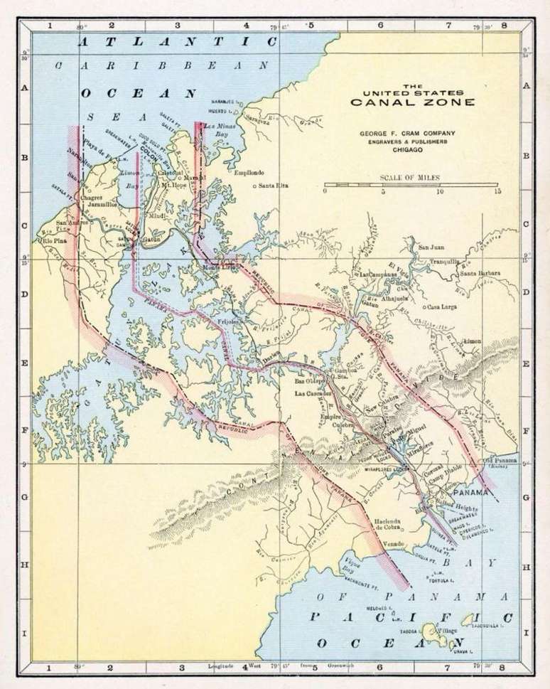 A Zona do Canal do Panam&aacute; se estendia at&eacute; 8 km de cada lado do canal