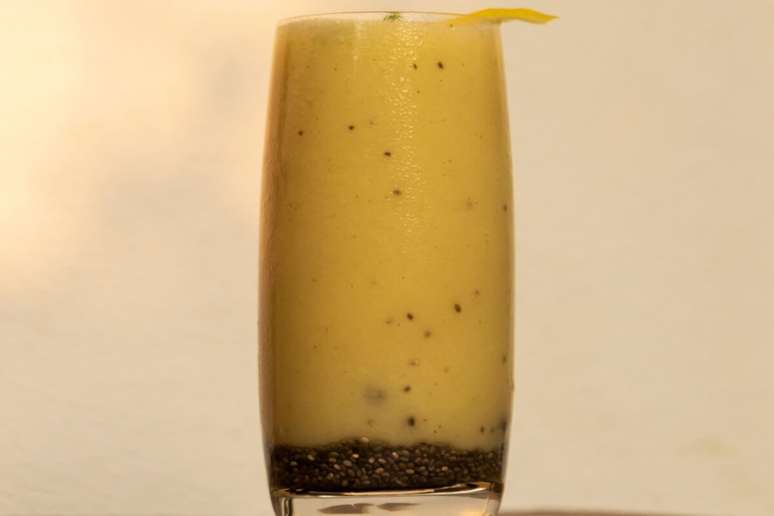 Vitamina de manga com chia 